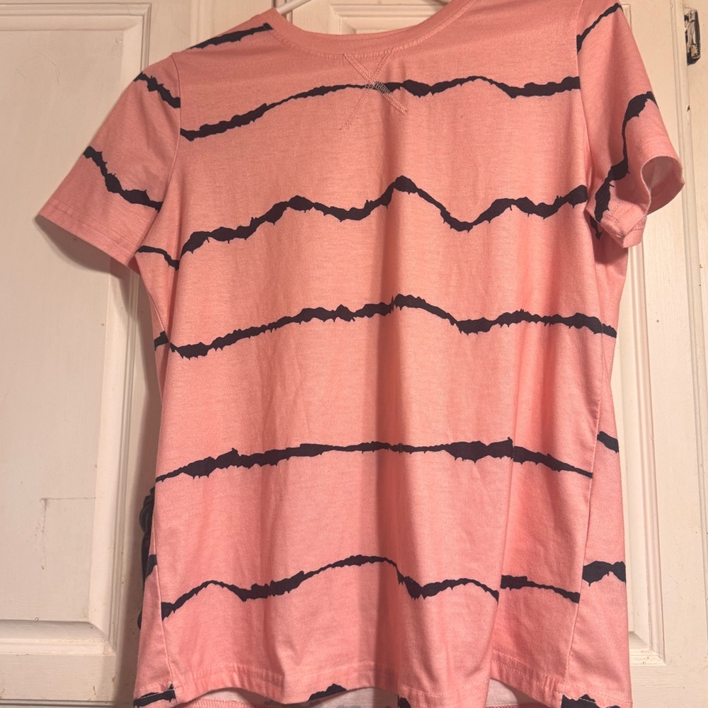 Chic Nation Pink and Black Wave Stripe Tee